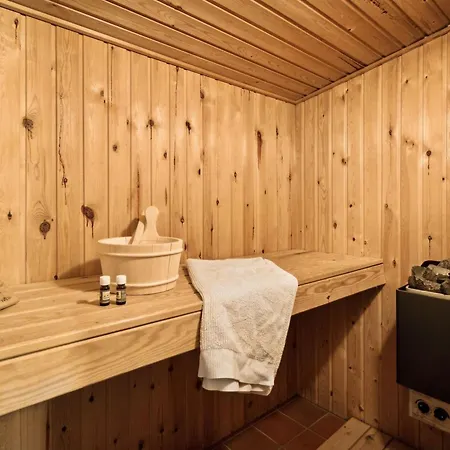 Semesterbostad Santuzza - 3-9km From The Sea By Interhome